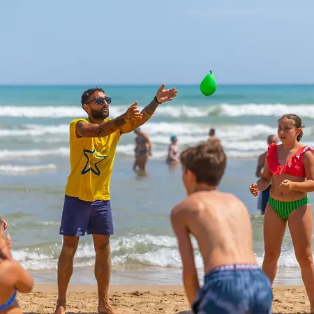 Village La Canzone Del Mare