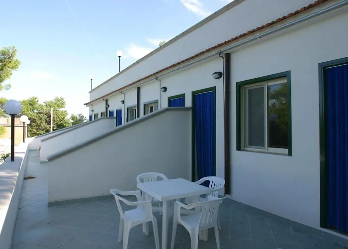 Aparthotel Village La Canzone Del Mare 3*