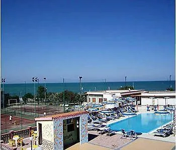Village La Canzone Del Mare Aparthotel Vieste